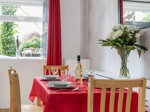 Self Catering Belfast Apartment Великобритания